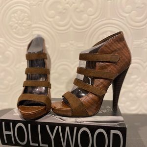 Michael Antonio Strappy platform Heels